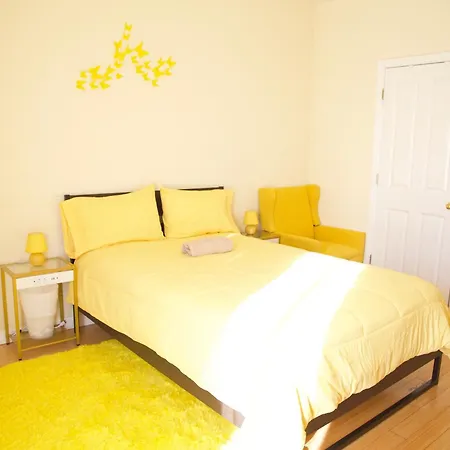 Brighton Beach Room Y Close To Shopping